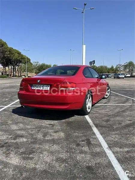 Usado BMW 320 170 CV (125 kW) 2009 Rojo Coupe