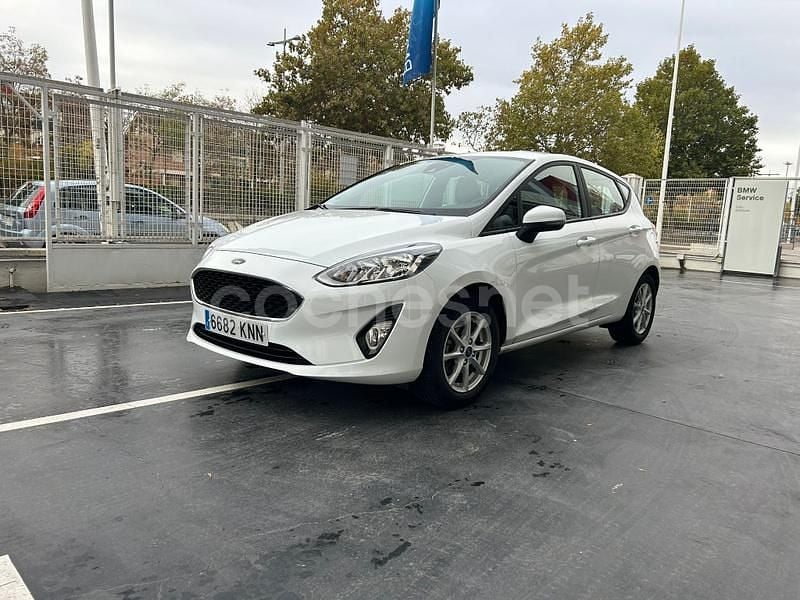 Blanco Usado 2018 Ford Fiesta Trend Berlina | 12.500 € (Caro) - Imagen 1/4