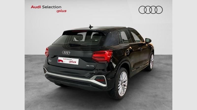Usado Audi Q2 S-Line 150 CV (110 kW) 2024 Negro mythos metalizado SUV