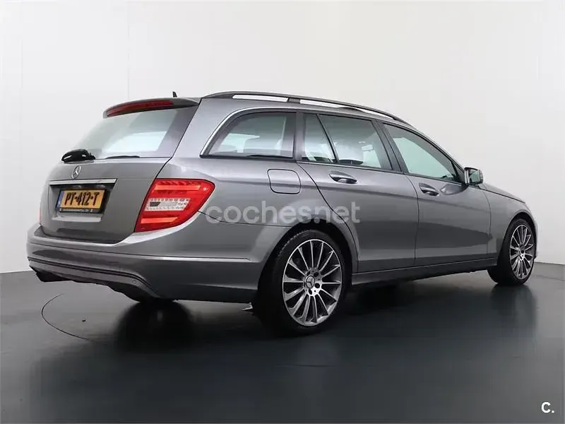Usado Mercedes C200 Avantgarde 136 CV (100 kW) 2012 Gris / plata Familiar