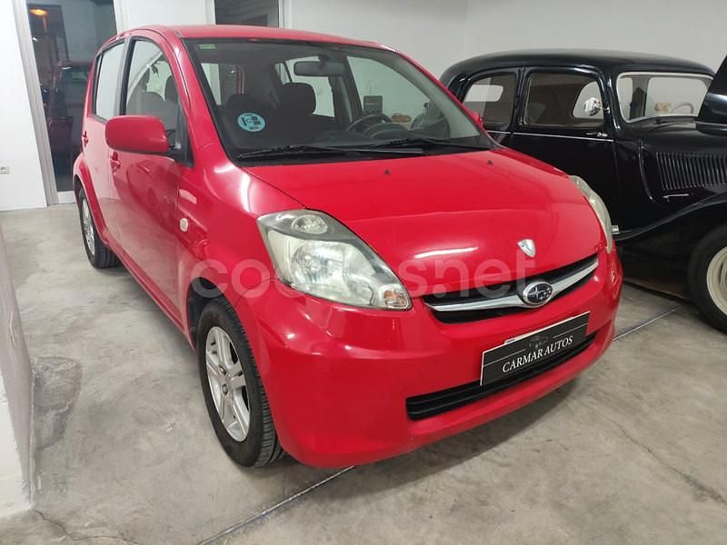 Usado Subaru Justy 70 CV (51 kW) 2007 Rojo Utilitario