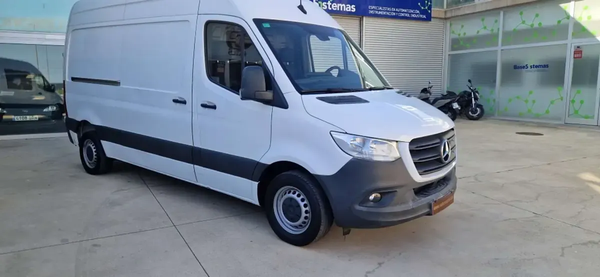 Usado Mercedes Sprinter 114 CV (83 kW) 2021 Blanco Van