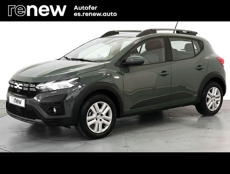 Usado Dacia Sandero Expression 100 CV (73 kW) 2024 Verde Berlina