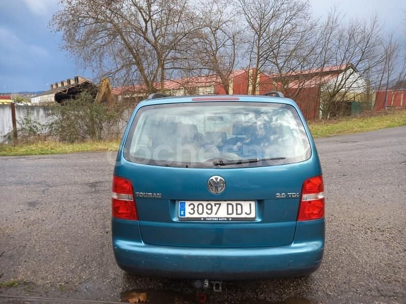 Usado VW Touran Advance 136 CV (100 kW) 2004 Verde Monovolumen