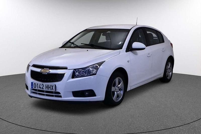 Usado Chevrolet Cruze LT 124 CV (91 kW) 2012 Blanco Utilitario