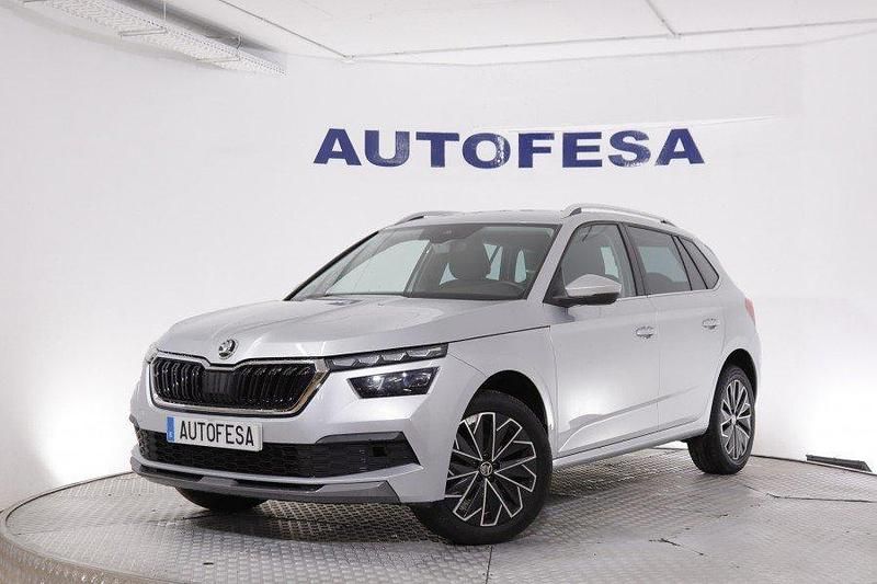 Gris Usado 2021 Skoda Kamiq Sport SUV | 16.950 € (Buen precio) - Imagen 1/4