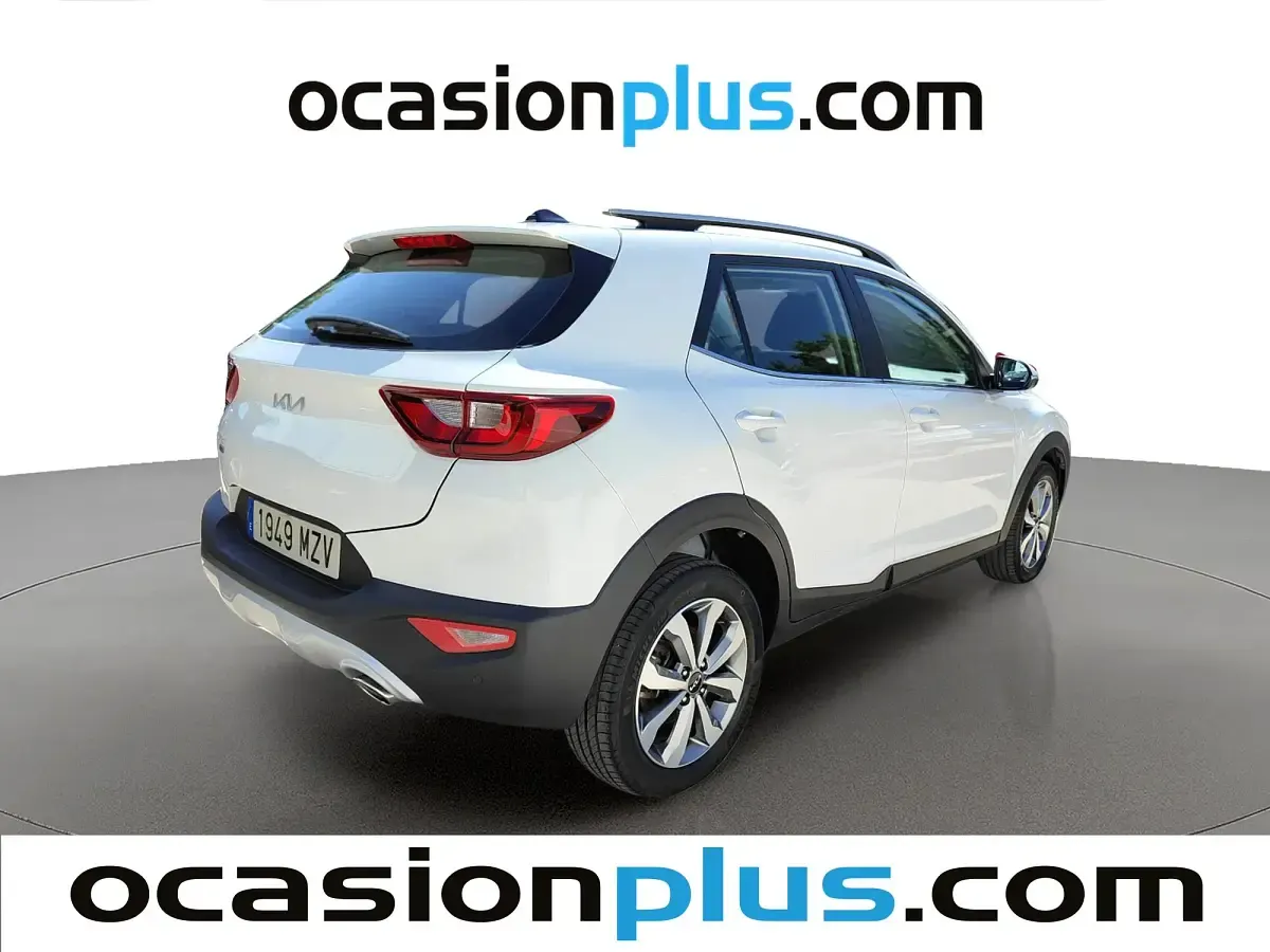 Usado Kia Stonic 101 CV (74 kW) 2025 Blanco SUV