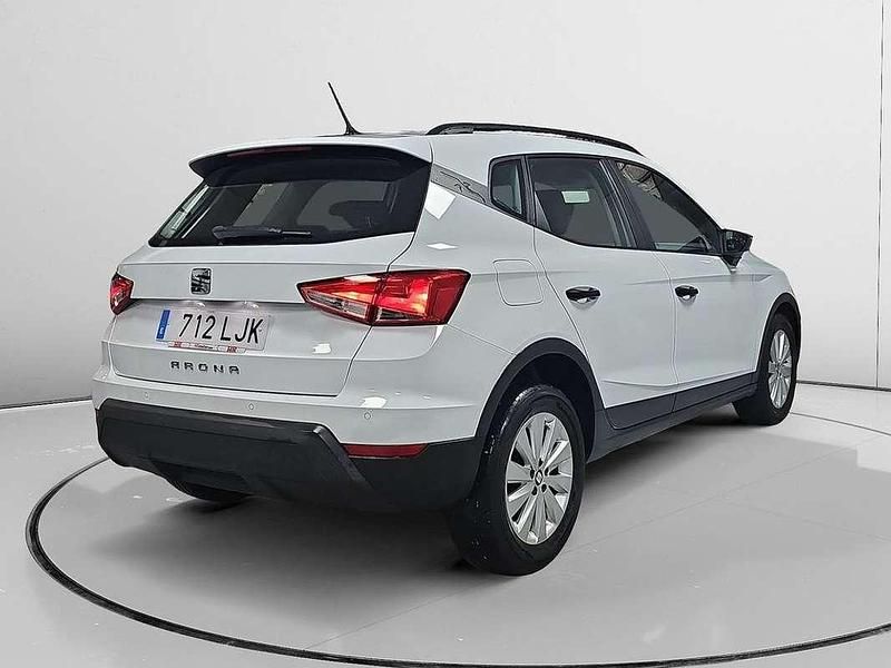 Usado Seat Arona Reference 95 CV (69 kW) 2020 Blanco SUV