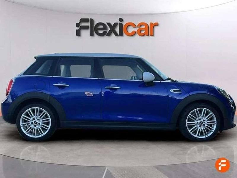 Usado Mini Cooper 136 CV (100 kW) 2018 Azul Utilitario