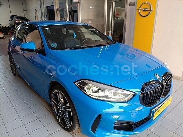Azul Usado 2020 BMW 118 M Sport Utilitario | 22.500 € (Precio justo) - Imagen 1/4