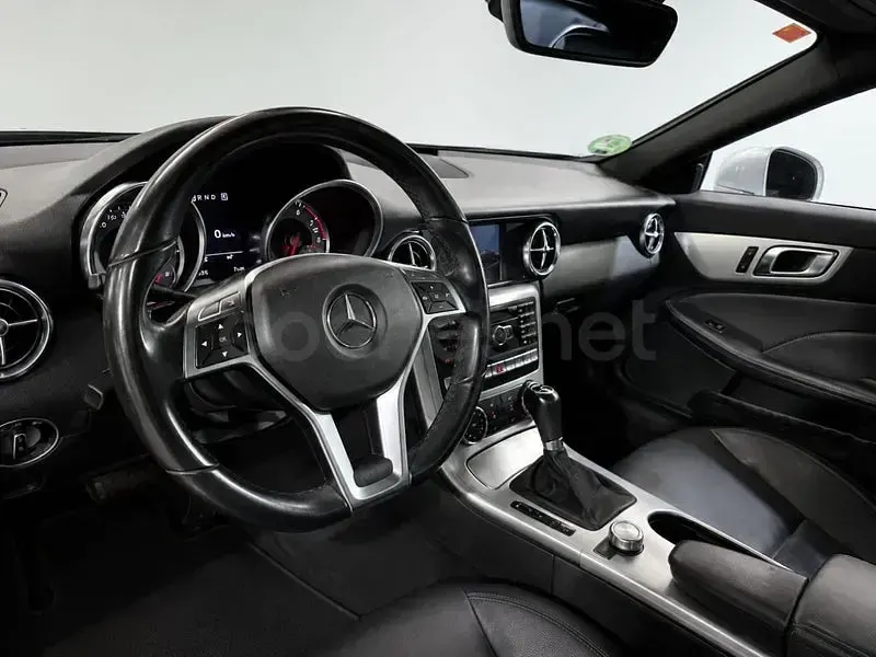 Usado Mercedes SLK250 204 CV (150 kW) 2011 Gris / plata Descapotable