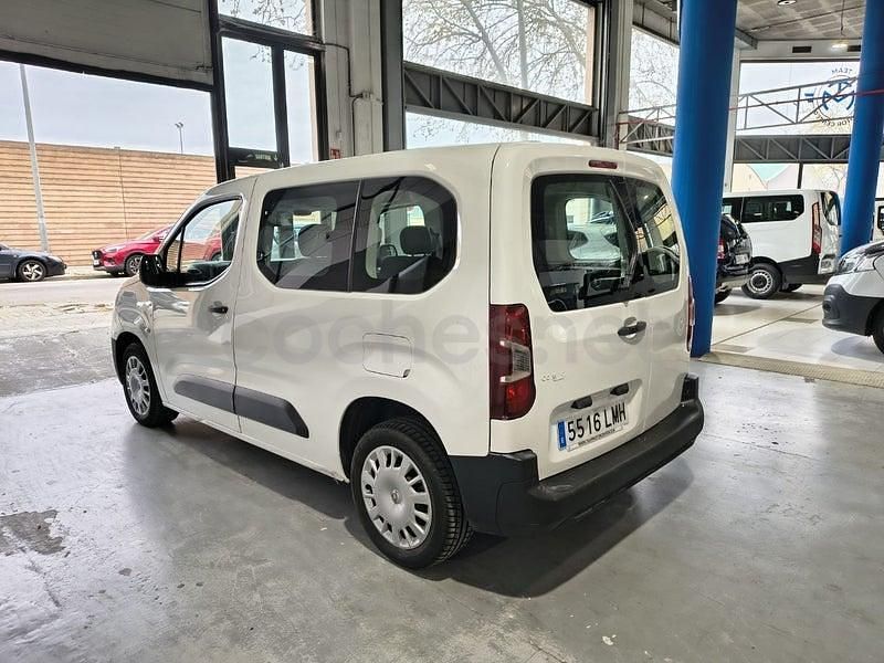 Usado Opel Combo Life Edition 131 CV (96 kW) 2021 Blanco Monovolumen
