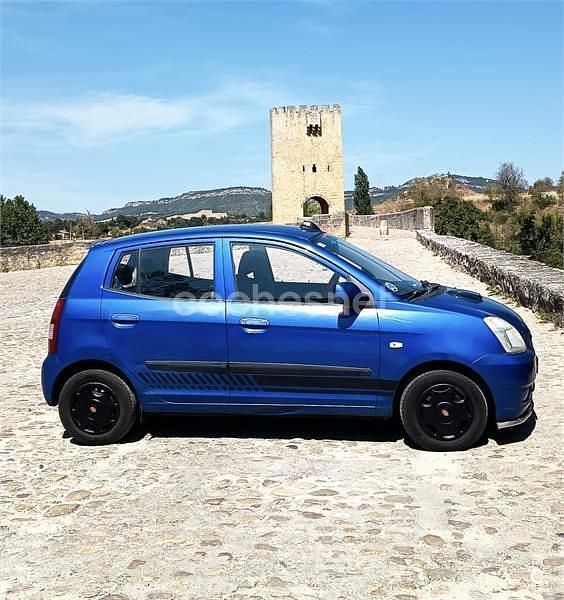 Usado Kia Picanto LX 65 CV (47 kW) 2004 Azul Utilitario