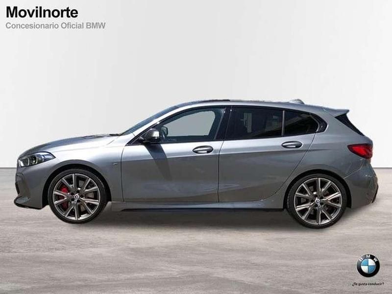Usado BMW M135 Comfort Edition 306 CV (225 kW) 2022 Gris Utilitario
