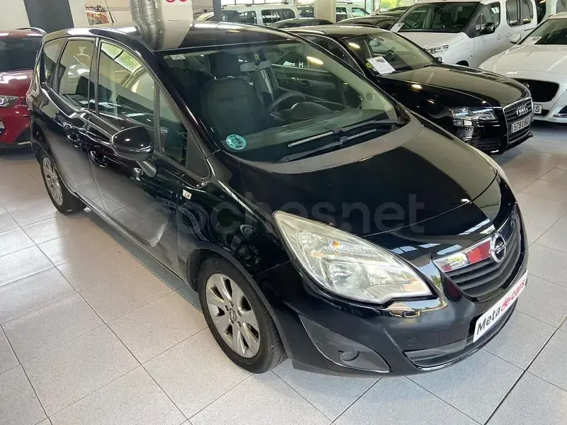 Usado Opel Meriva Enjoy 120 CV (88 kW) 2011 Negro Monovolumen