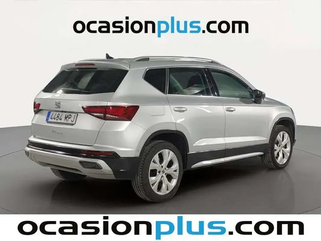 Usado Seat Ateca 150 CV (110 kW) 2024 Plateado SUV