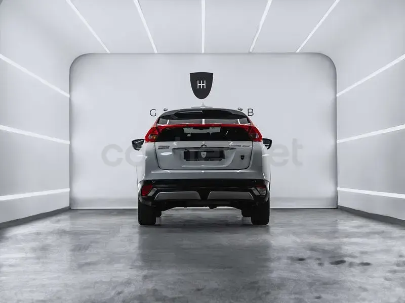 Usado Mitsubishi Eclipse Cross Motion 163 CV (119 kW) 2019 Blanco SUV