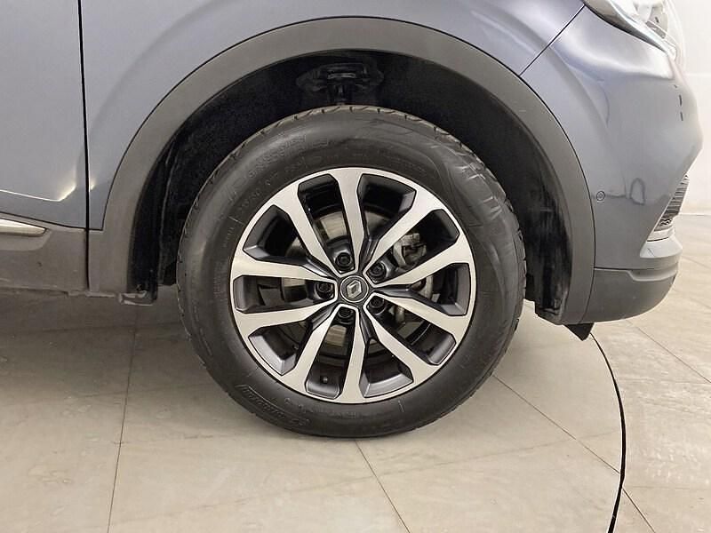 Usado Renault Kadjar Zen 140 CV (102 kW) 2021 Gris SUV