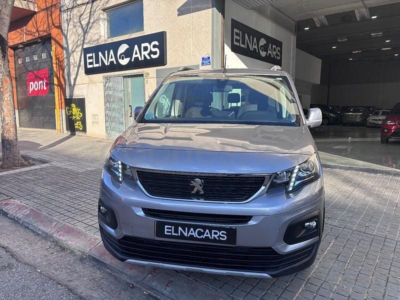 Usado Peugeot Rifter Allure 100 CV (73 kW) 2019 Gris / plata Monovolumen
