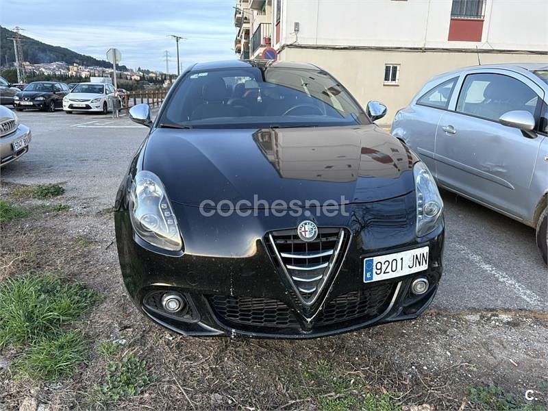 Negro Usado 2016 Alfa Romeo Giulietta Progression Berlina | 9000 € (Buen precio) - Imagen 1/4