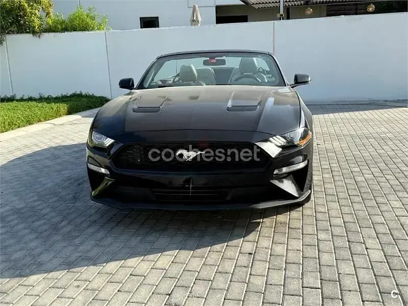 Usado Ford Mustang Convertible 291 CV (214 kW) 2020 Negro Descapotable