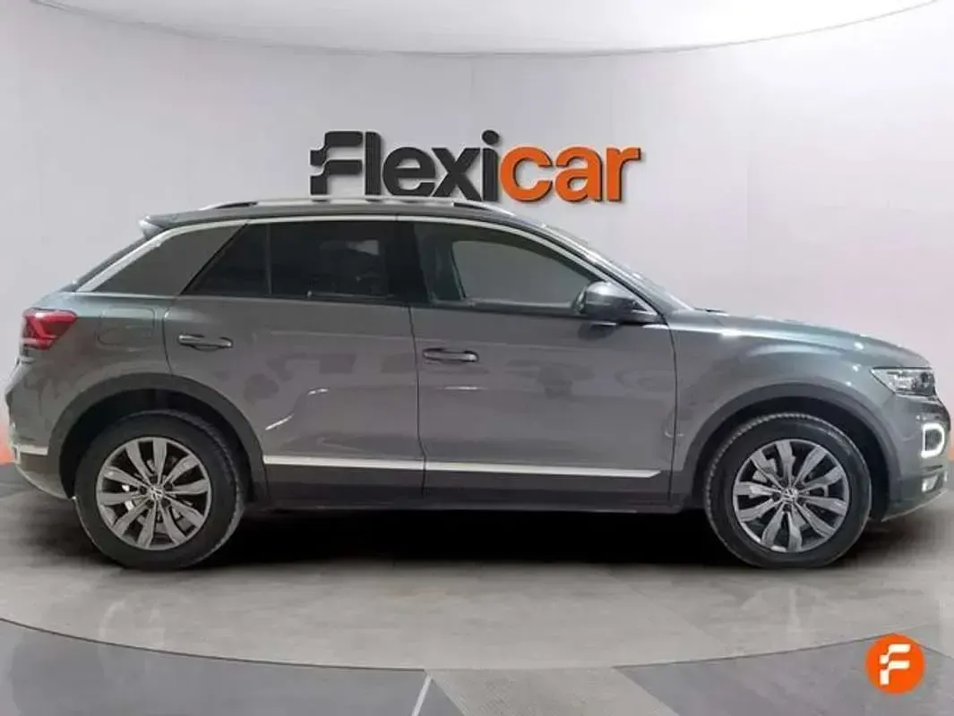 Usado VW T-Roc Advance 150 CV (110 kW) 2021 Gris SUV