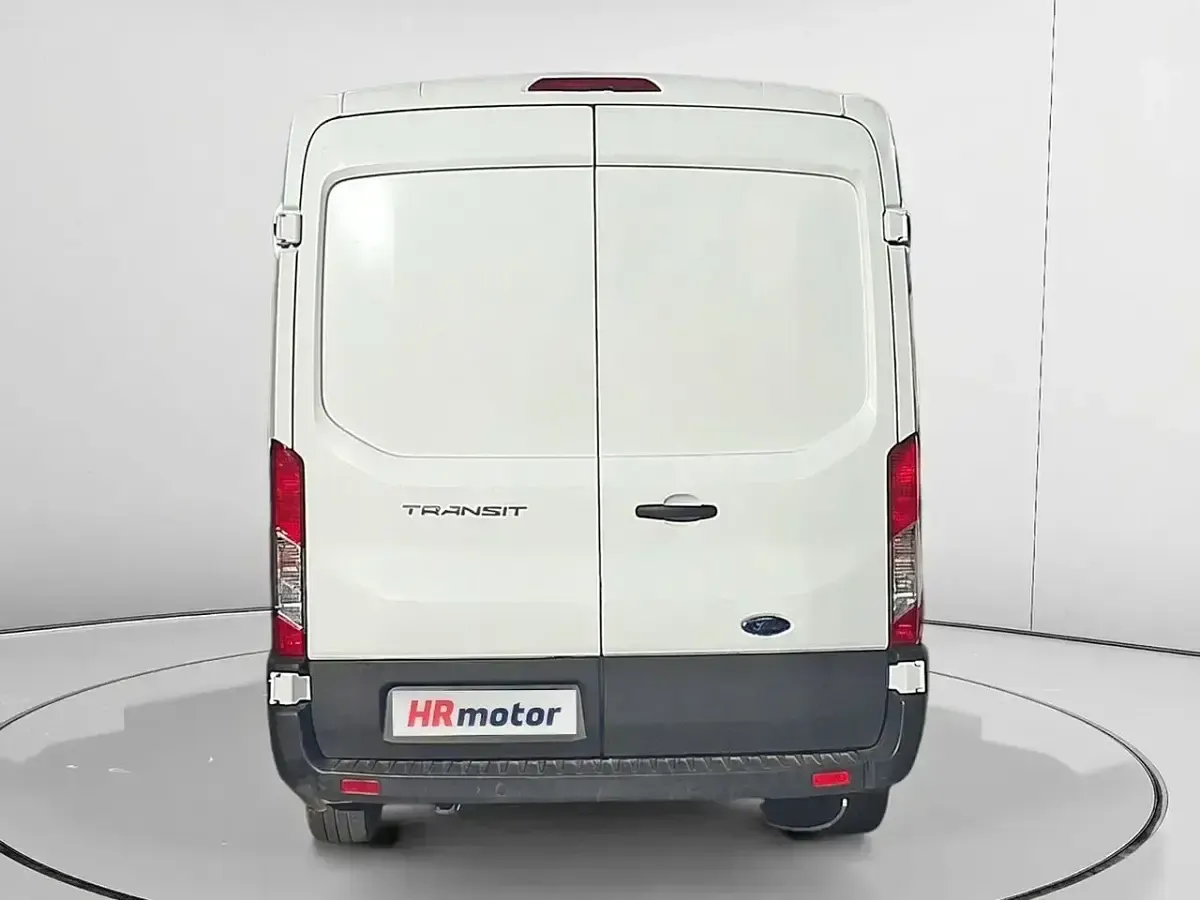 Usado Ford Transit Trend 130 CV (95 kW) 2022 Blanco Van
