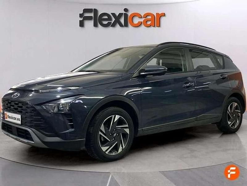 Usado Hyundai Bayon 84 CV (61 kW) 2023 Gris SUV