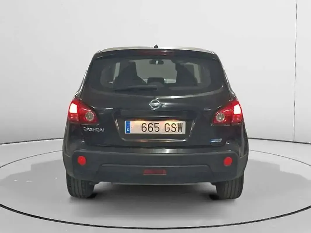 Usado Nissan Qashqai Visia 106 CV (77 kW) 2010 Negro SUV