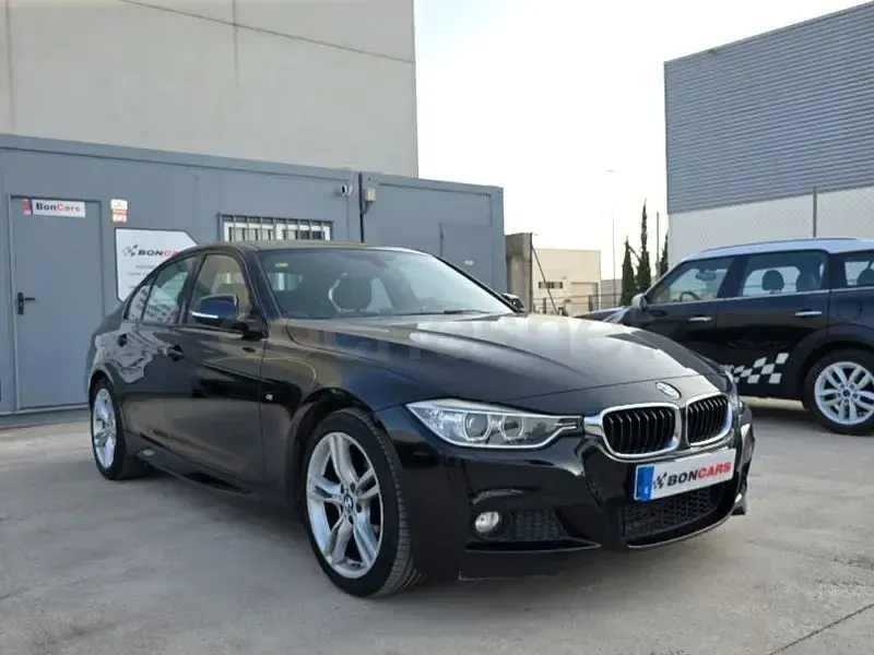 Usado BMW 318 143 CV (105 kW) 2014 Negro Berlina
