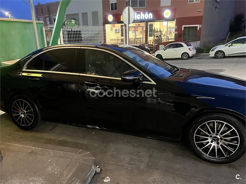 Usado Mercedes E220 194 CV (142 kW) 2018 Negro Berlina
