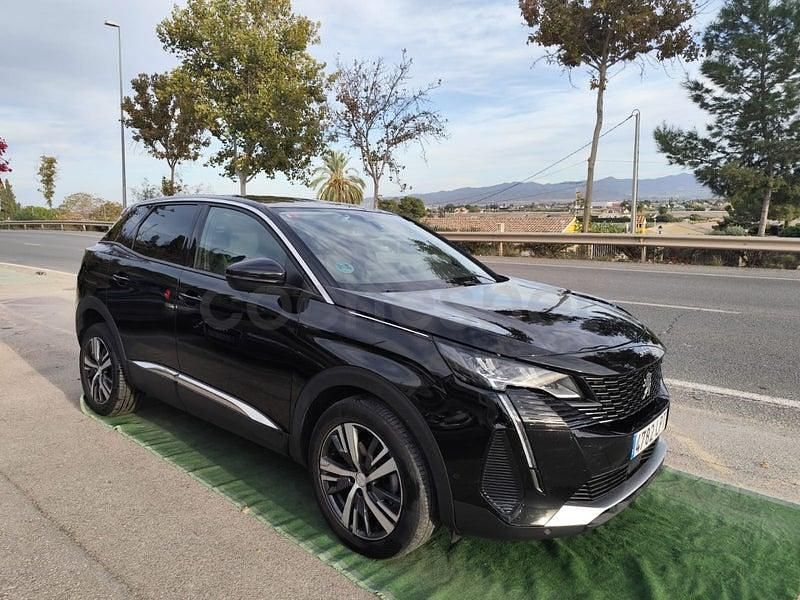 Usado Peugeot 3008 Active 130 CV (95 kW) 2021 Negro SUV