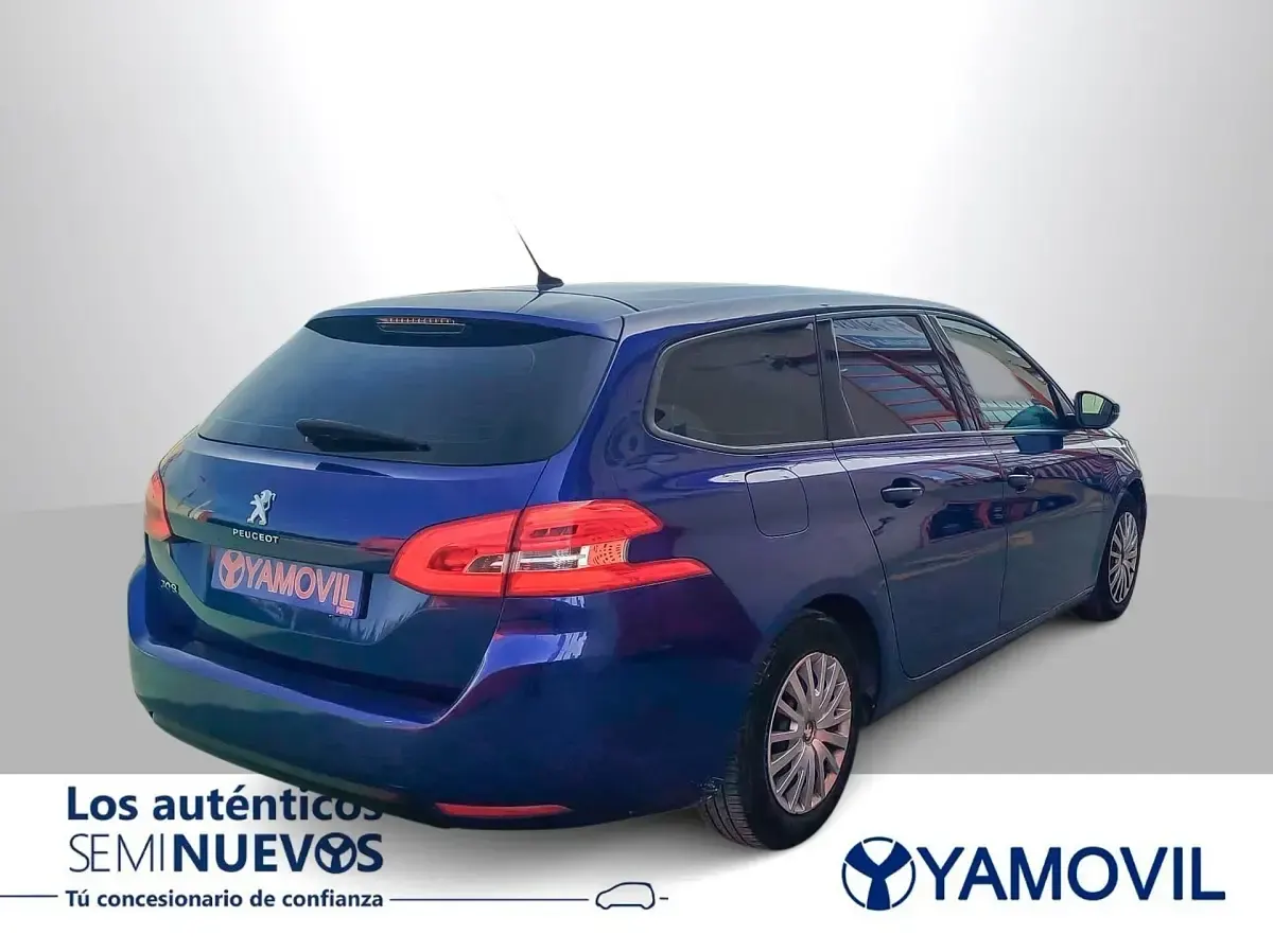 Usado Peugeot 308 Business-Line 100 CV (73 kW) 2019 Azul