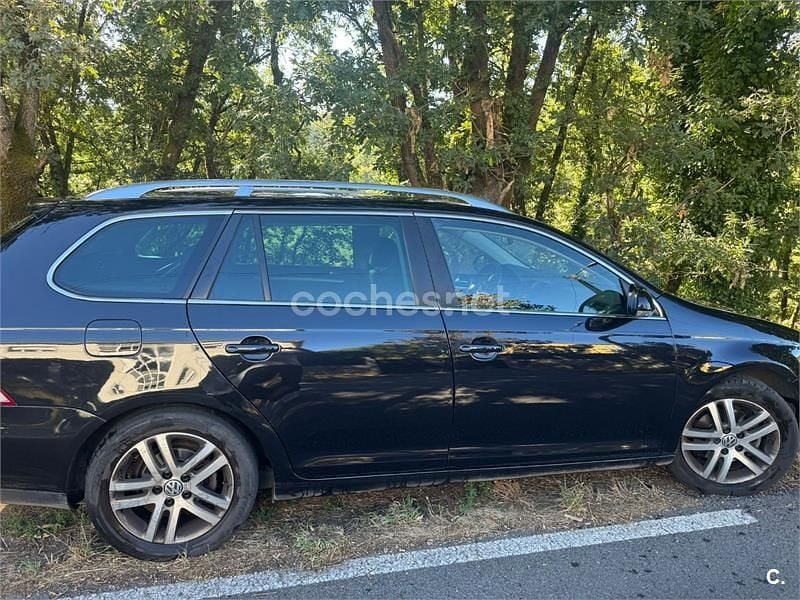 Negro Usado 2008 VW Golf VI Advance Familiar | 4800 € (Buen precio) - Imagen 1/4