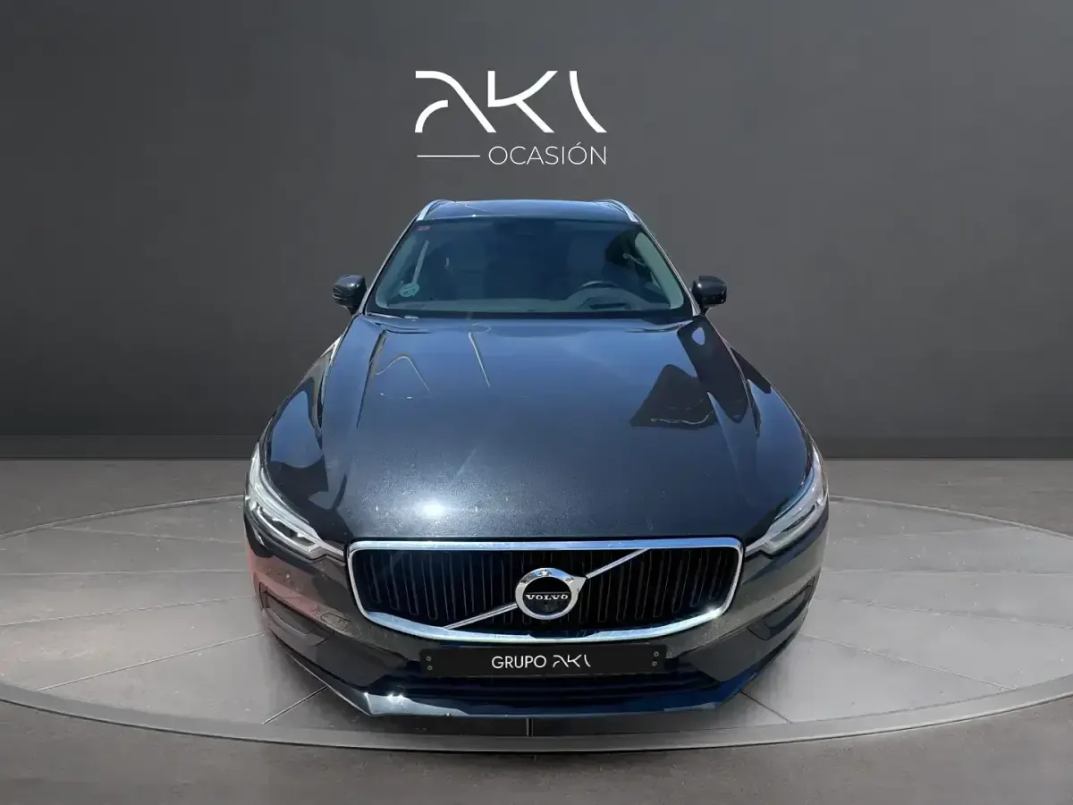 Usado Volvo XC60 Momentum 190 CV (139 kW) 2019 Negro SUV