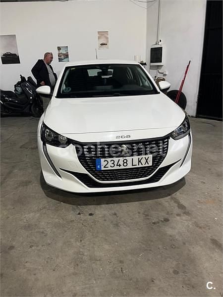 Usado Peugeot 208 Allure 100 CV (73 kW) 2020 Blanco Utilitario