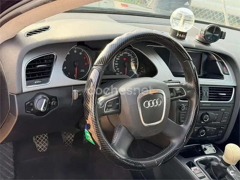Usado Audi A4 160 CV (117 kW) 2010 Negro Berlina