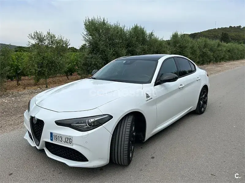 Usado Alfa Romeo Giulia Veloce 280 CV (205 kW) 2017 Blanco Berlina