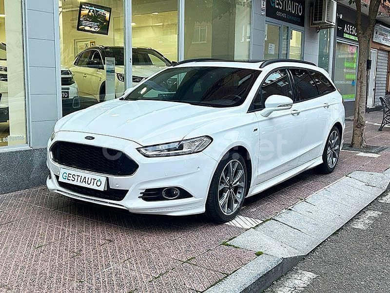 Blanco Usado 2019 Ford Mondeo ST-Line Familiar | 14.990 € (Precio justo) - Imagen 1/4
