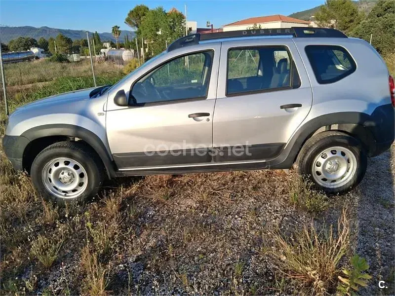 Usado Dacia Duster Ambiance 90 CV (66 kW) 2014 Gris / plata SUV