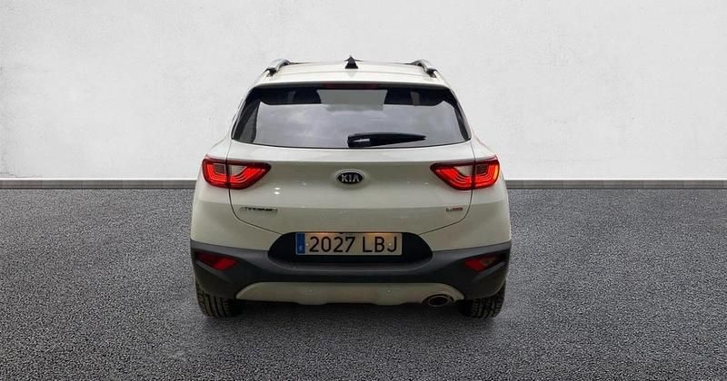 Usado Kia Stonic 100 CV (73 kW) 2019 SUV