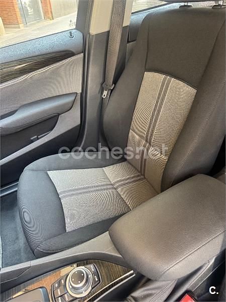 Usado BMW X1 204 HP (150 kW) 2011 Preto SUV