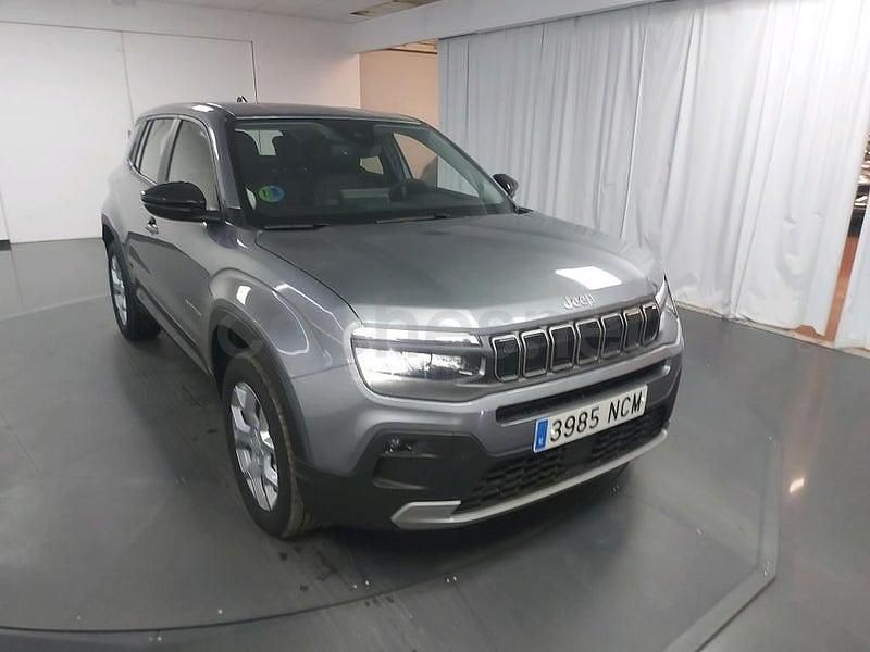 Nuevo Jeep Avenger Altitude 100 CV (73 kW) 2025 Gris / plata SUV