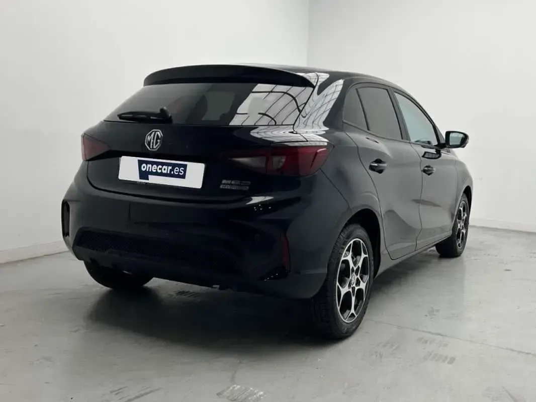 Nuevo MG MG3 Luxury 196 CV (144 kW) 2026 Negro Utilitario