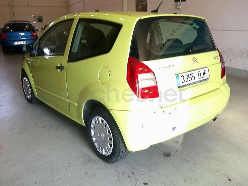 Usado Citroën C2 Furio 70 CV (51 kW) 2005 Amarillo Utilitario