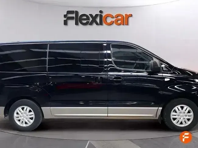 Usado Hyundai H-1 170 CV (125 kW) 2019 Negro Monovolumen
