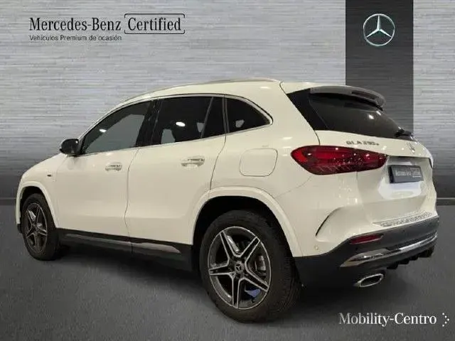 Usado Mercedes GLA250 218 CV (160 kW) 2026 Blanco polar SUV