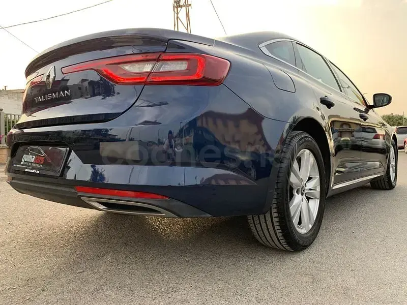 Usado Renault Talisman Zen 130 CV (95 kW) 2016 Azul Berlina