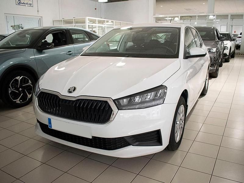 Blanco Usado 2022 Skoda Fabia Active Berlina | 14.000 € (Precio justo) - Imagen 1/4
