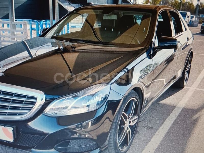 Negro Usado 2015 Mercedes E350 Avantgarde Berlina | 23.900 € (Un poco caro) - Imagen 1/4